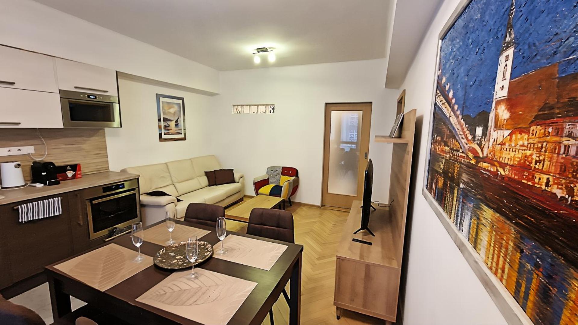 3 Room City Center Apartment By Bratislavatrip Luaran gambar